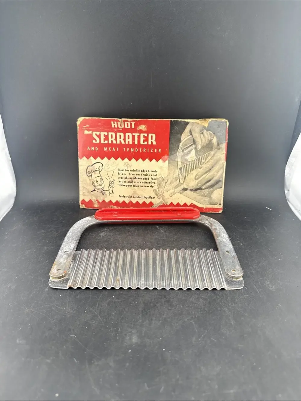 Vintage Huot Serrater & Meat Tenderizer Original Package Red Plastic Handle